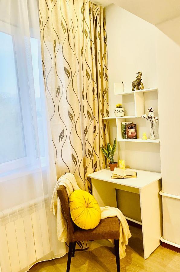Like Home Apartments Timiryazev Street Almaty Luaran gambar