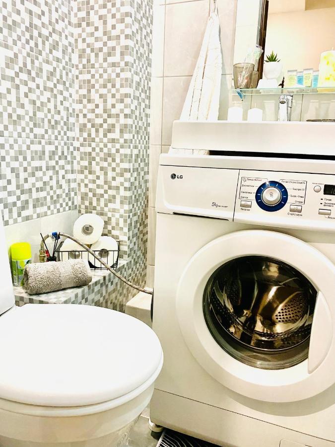 Like Home Apartments Timiryazev Street Almaty Luaran gambar