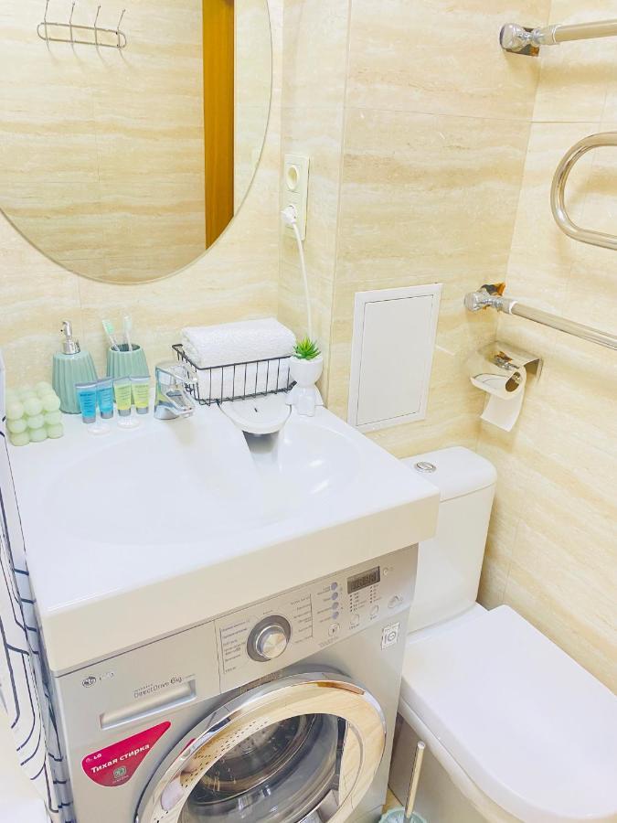 Like Home Apartments Timiryazev Street Almaty Luaran gambar