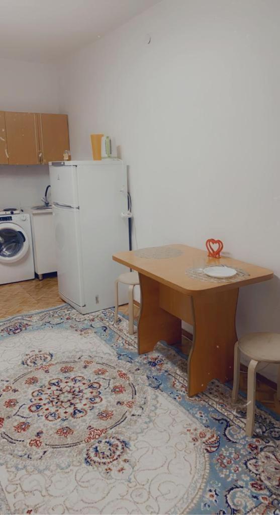 Like Home Apartments Timiryazev Street Almaty Luaran gambar